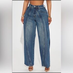 BNWT Wavy Baby Jeans  - US 6